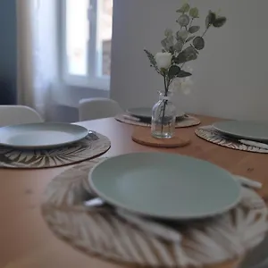 T2 Neuf -le Dôme- , Riom France