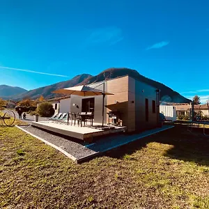 Entre Et Montagne , Rochebrune (Hautes-Alpes) France
